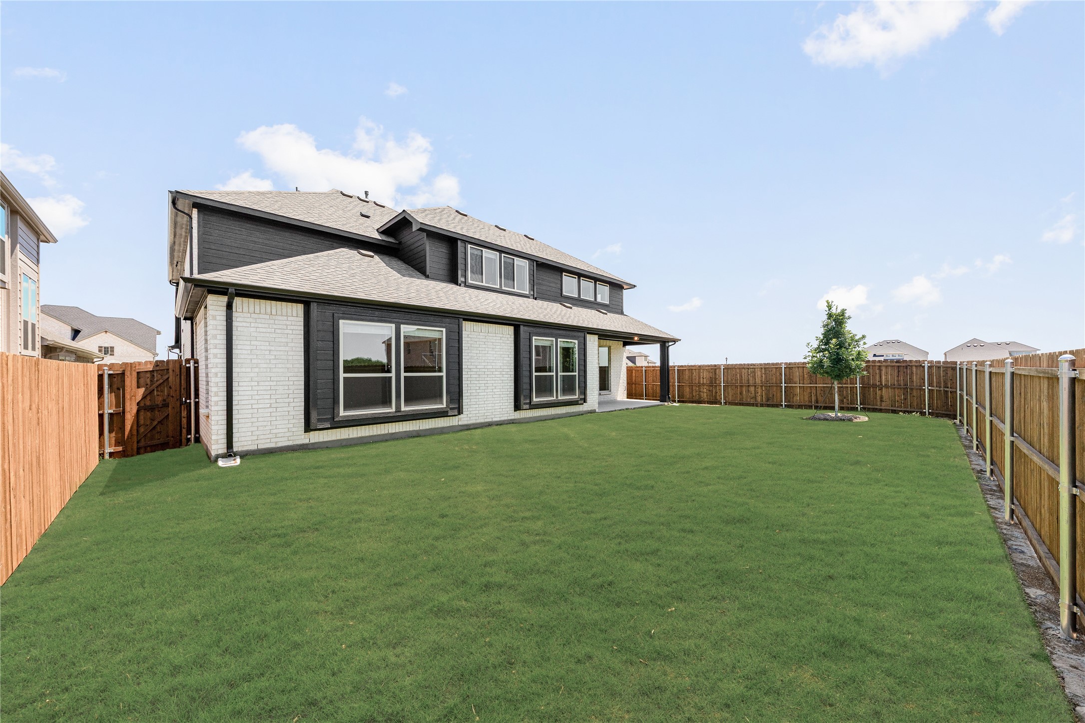 1133 Hitching Post Way Oak Point TX 75068