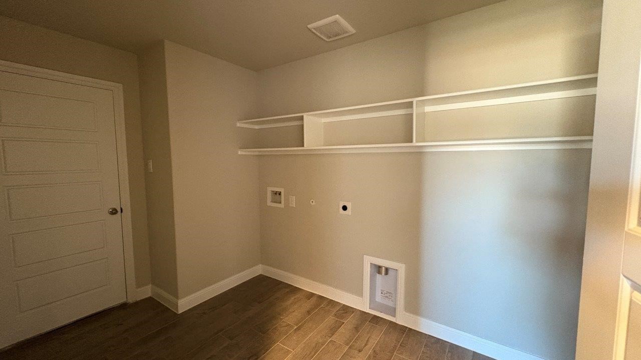 4213 Cornerstone Circle Granbury TX 76048