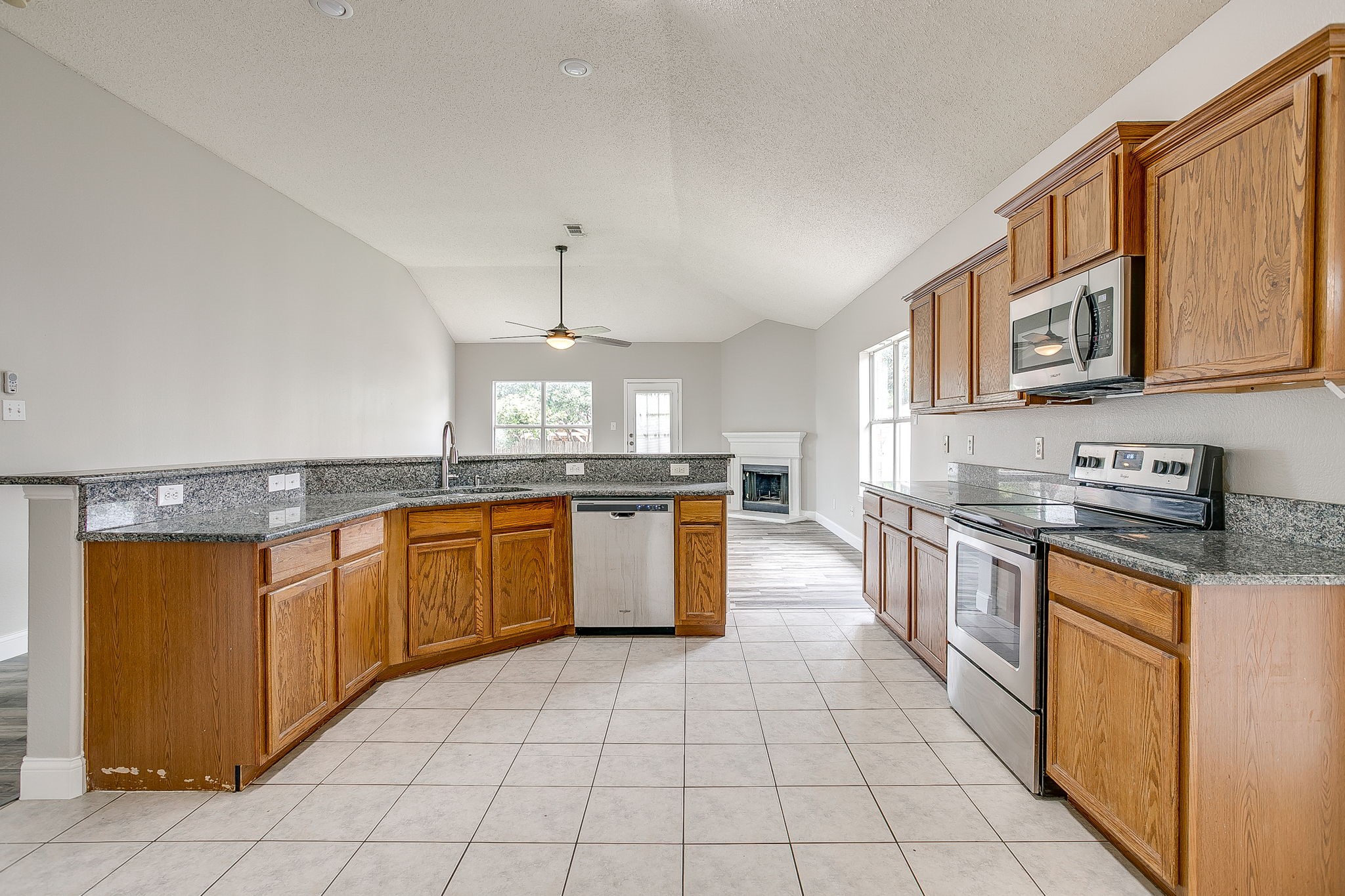 736 Cardinal Drive Saginaw TX 76131