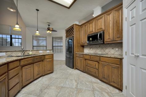 5520 White Settlement Road Weatherford TX 76087