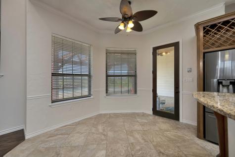 5520 White Settlement Road Weatherford TX 76087