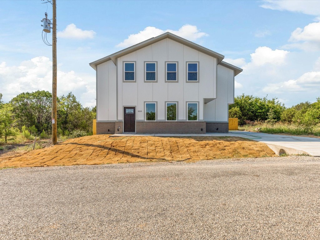 3215 Brazos River Drive Granbury TX 76048