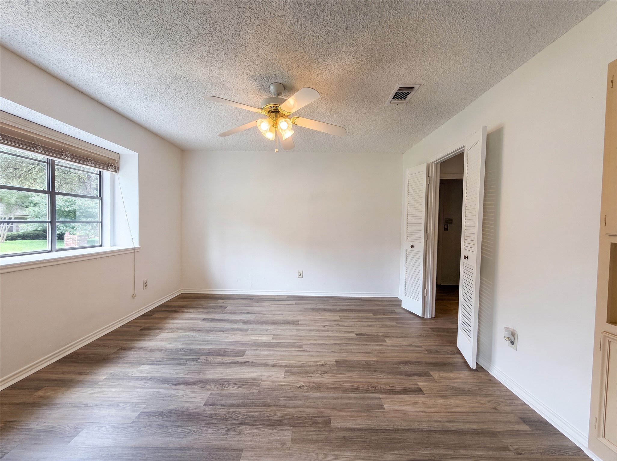 5719 Stage Line Drive Arlington TX 76017