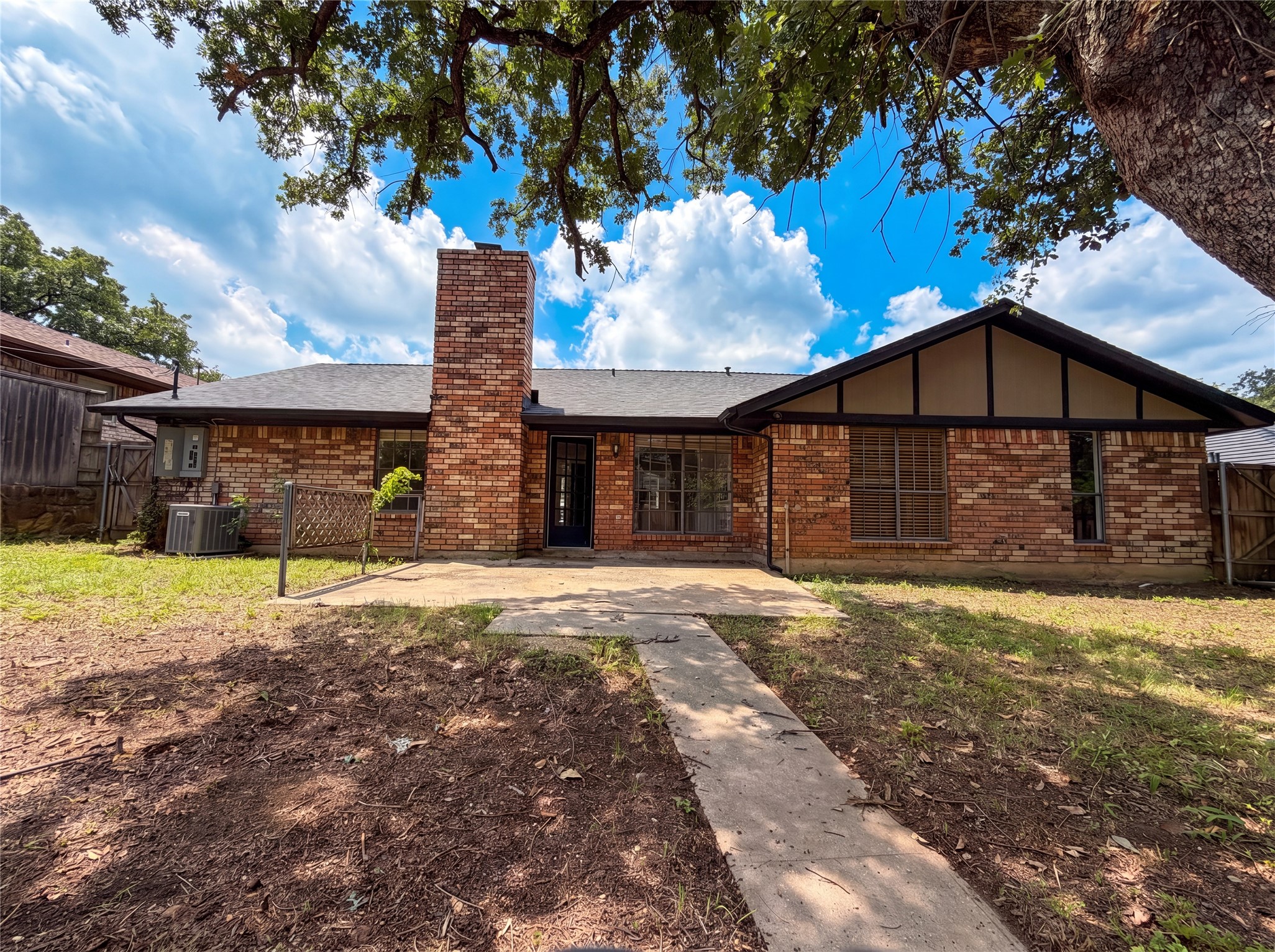 5719 Stage Line Drive Arlington TX 76017