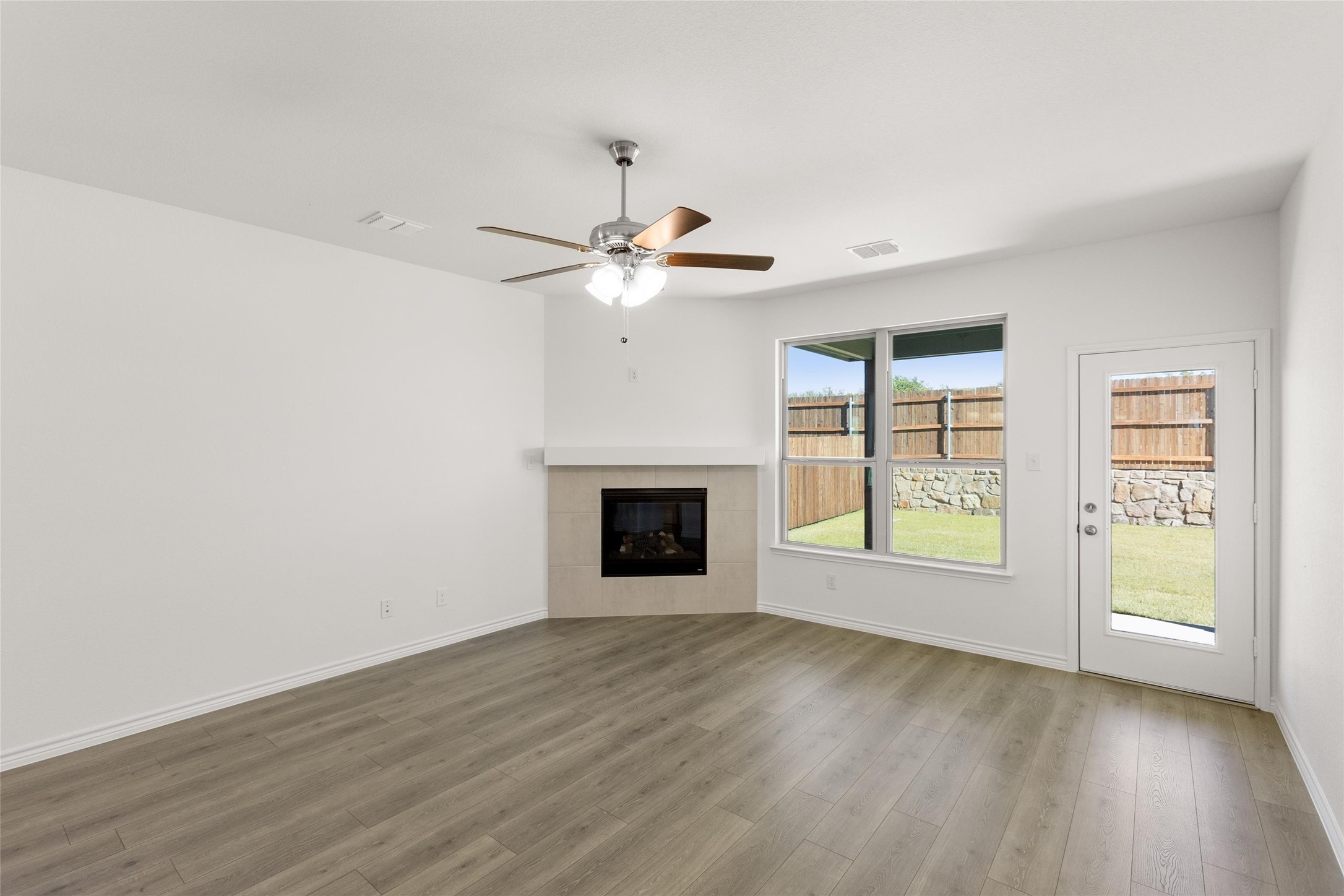 418 Comanche Drive Cleburne TX 76033