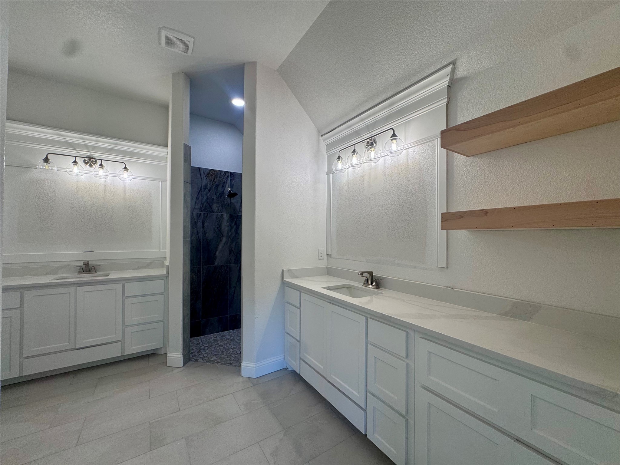 5025 Glenoaks Court Weatherford TX 76088