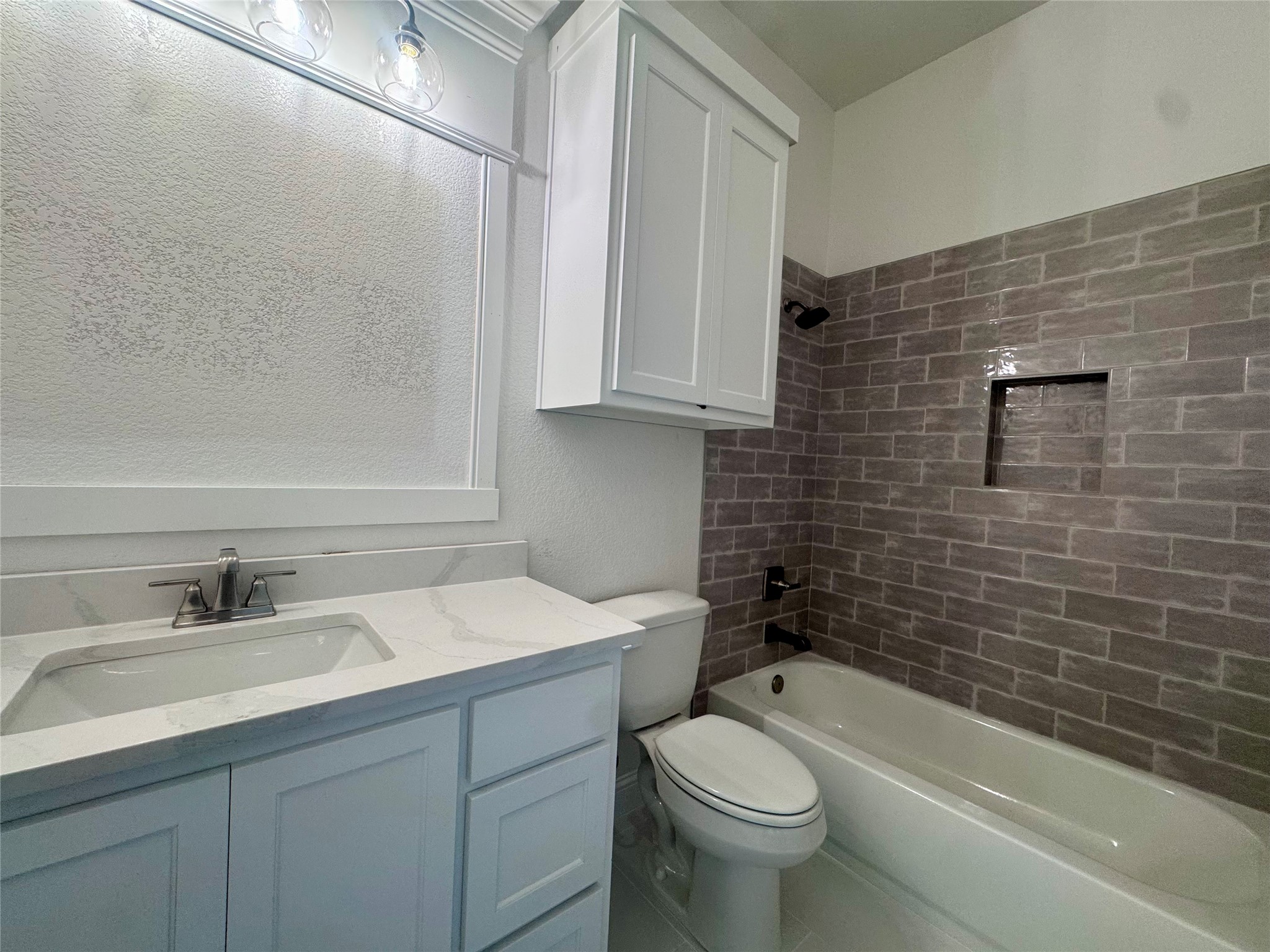 5025 Glenoaks Court Weatherford TX 76088