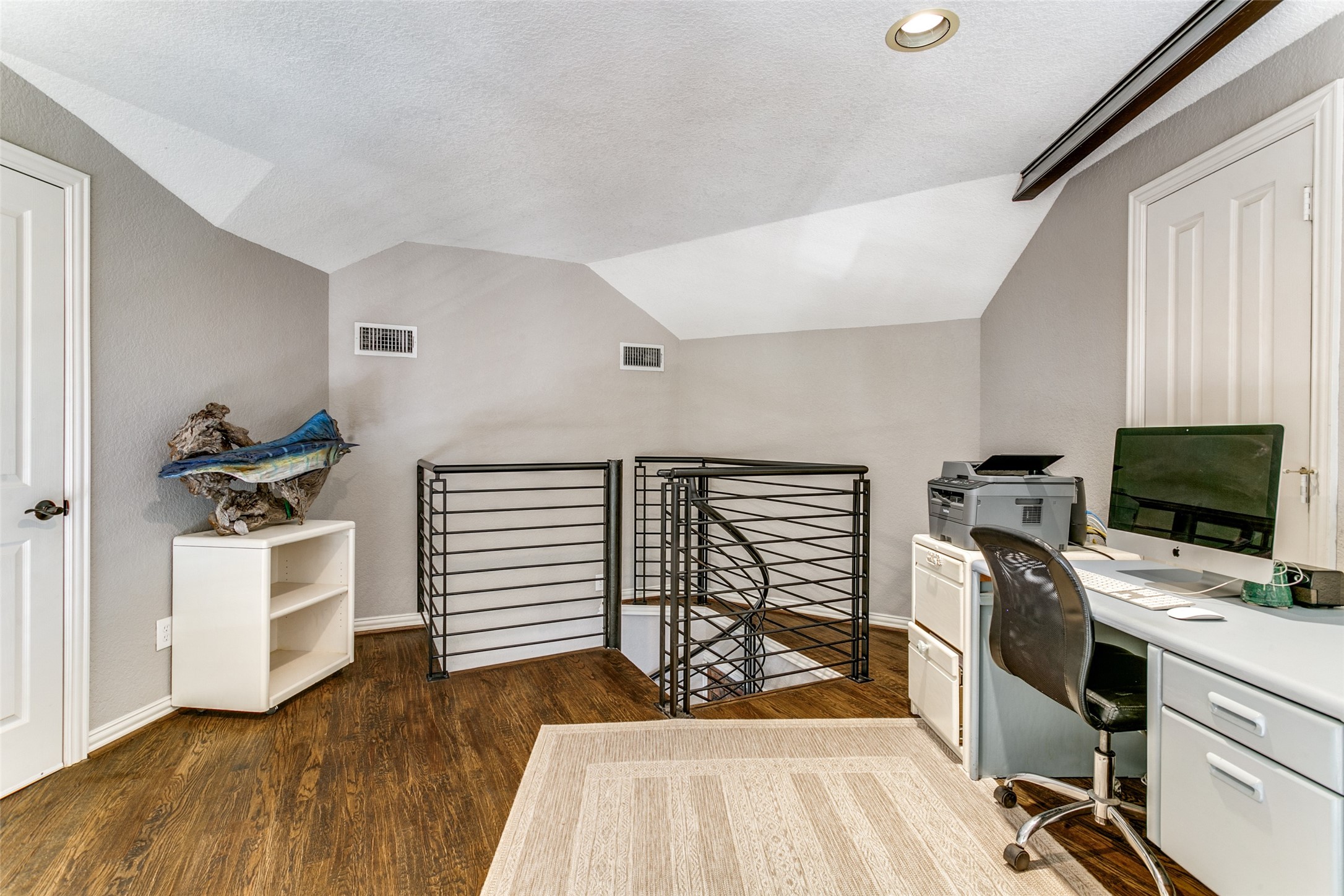 26 Horseshoe Drive Highland Village TX 75077