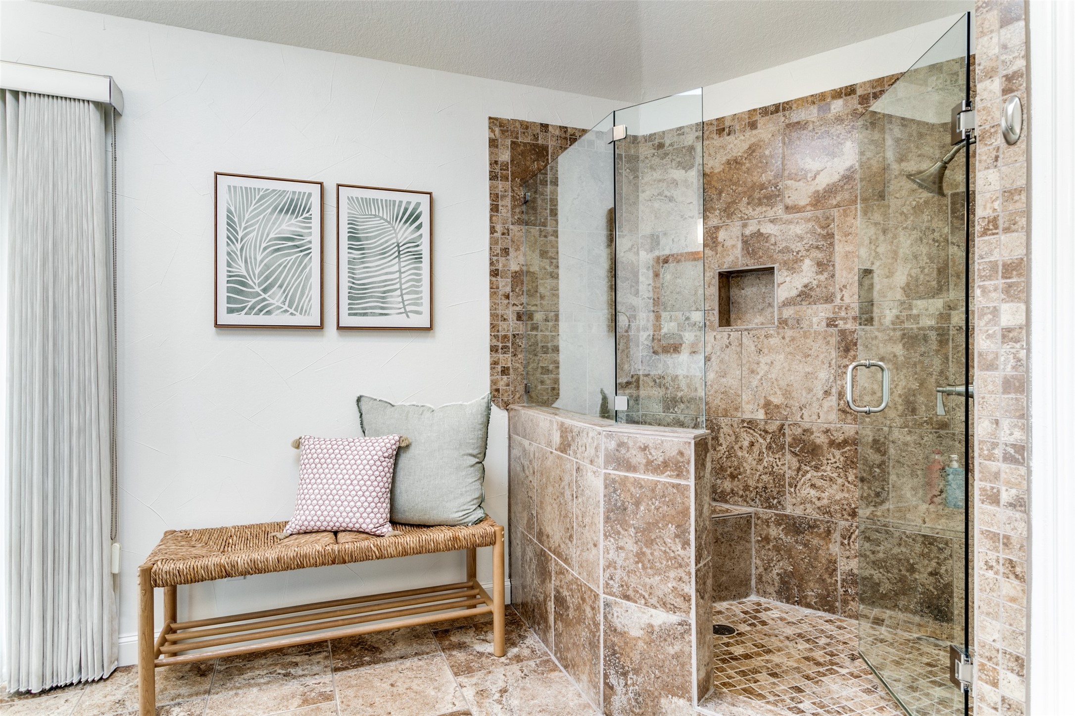 26 Horseshoe Drive Highland Village TX 75077