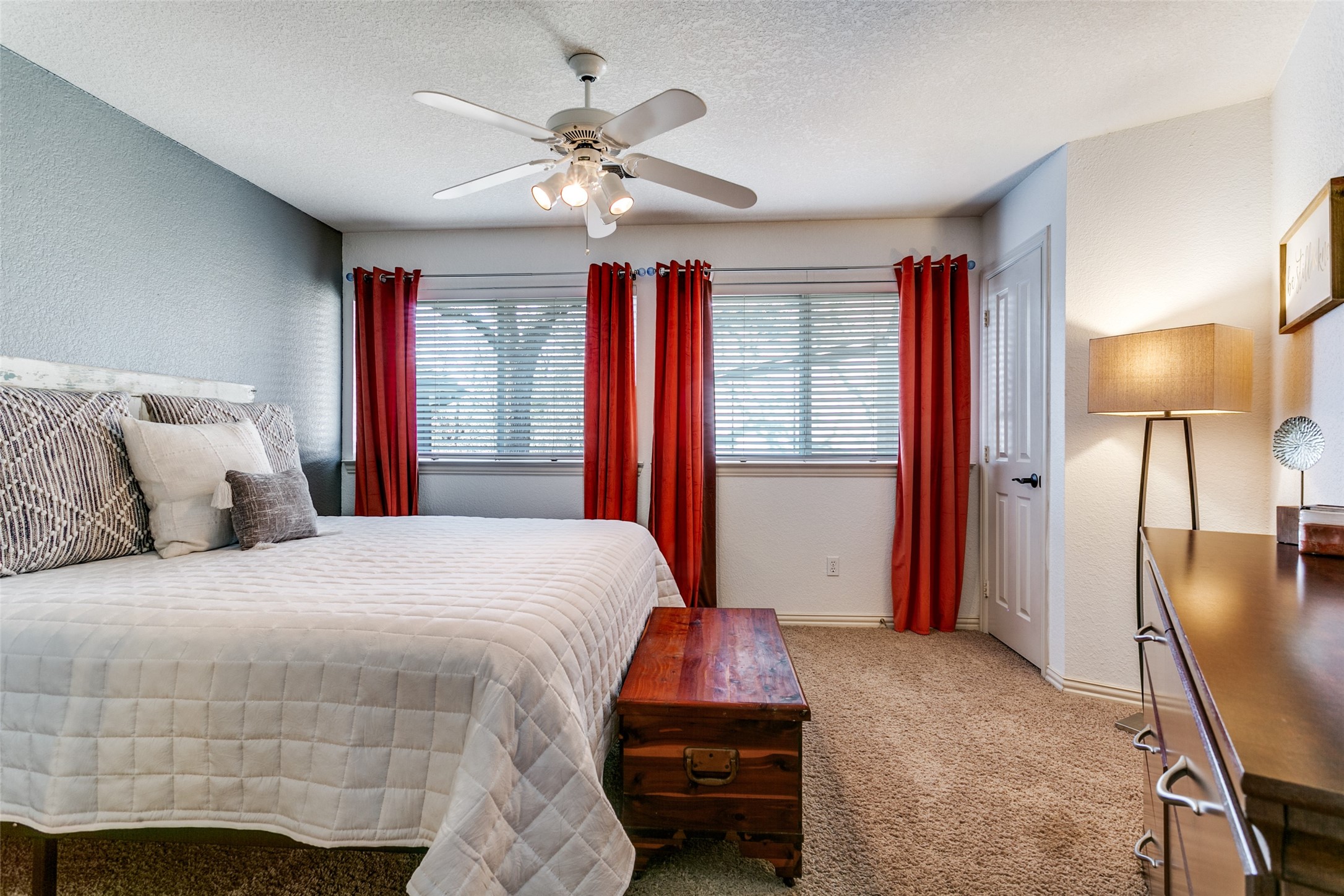 26 Horseshoe Drive Highland Village TX 75077