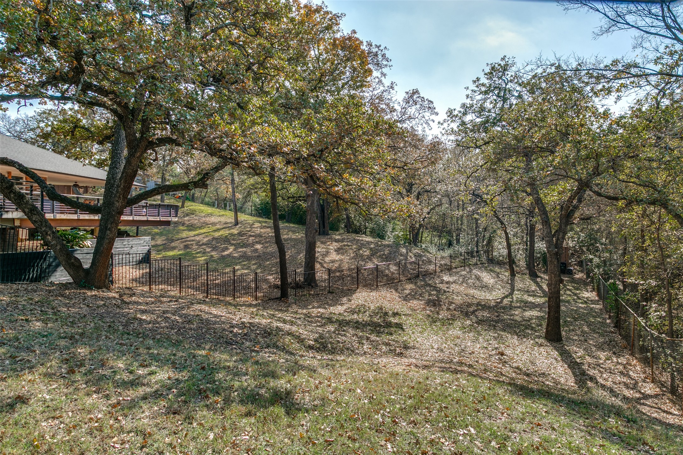 26 Horseshoe Drive Highland Village TX 75077