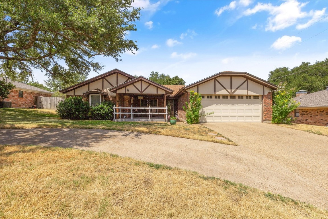 1504 Surry Place Drive Cleburne TX 76033