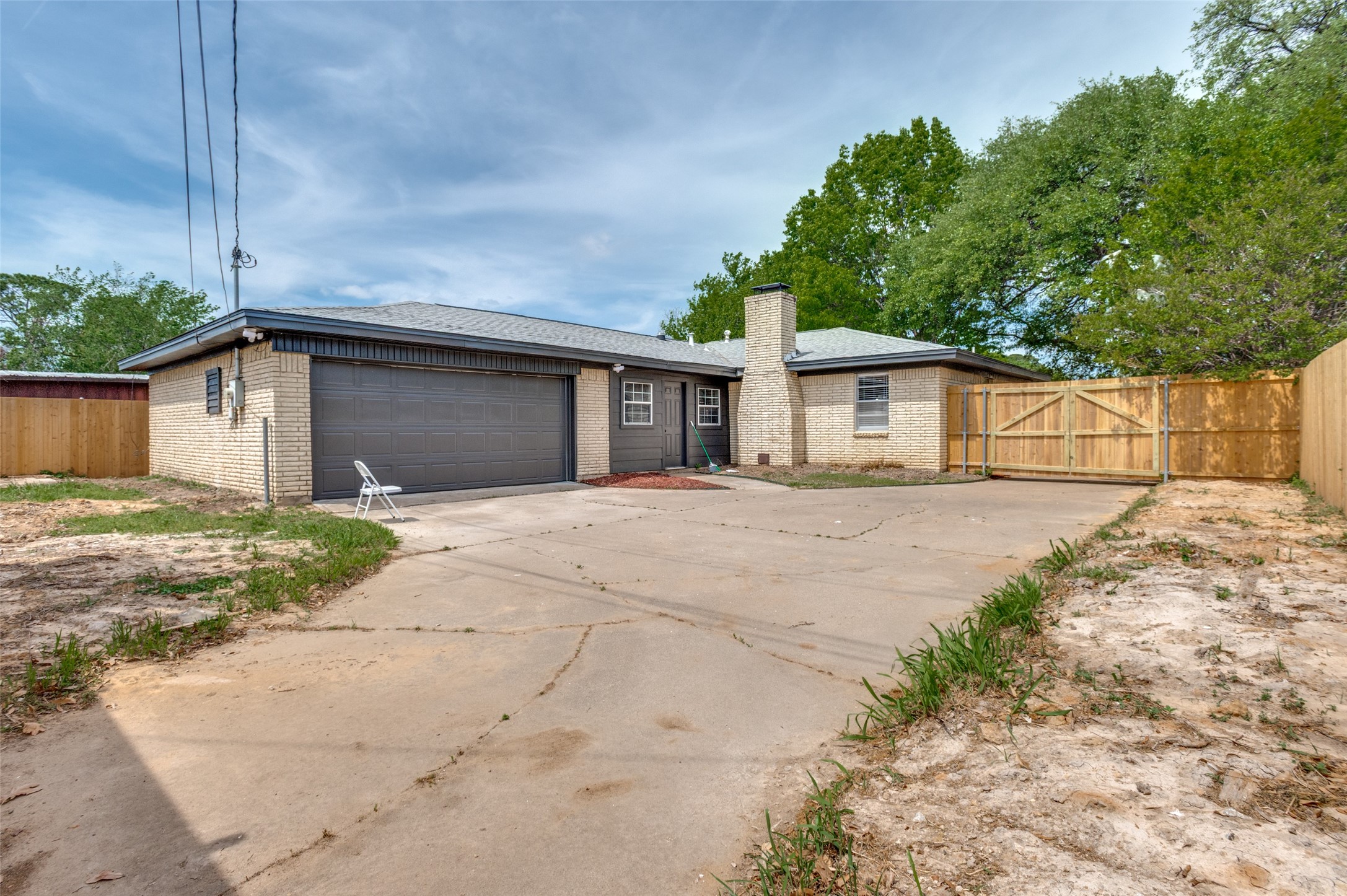 2106 Benjamin Road Irving TX 75060