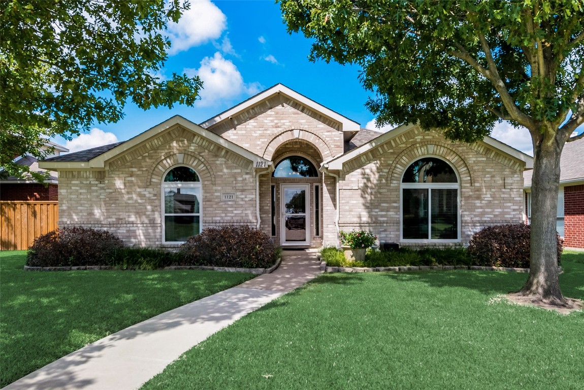 1121 Clear Creek Drive Mesquite TX 75181