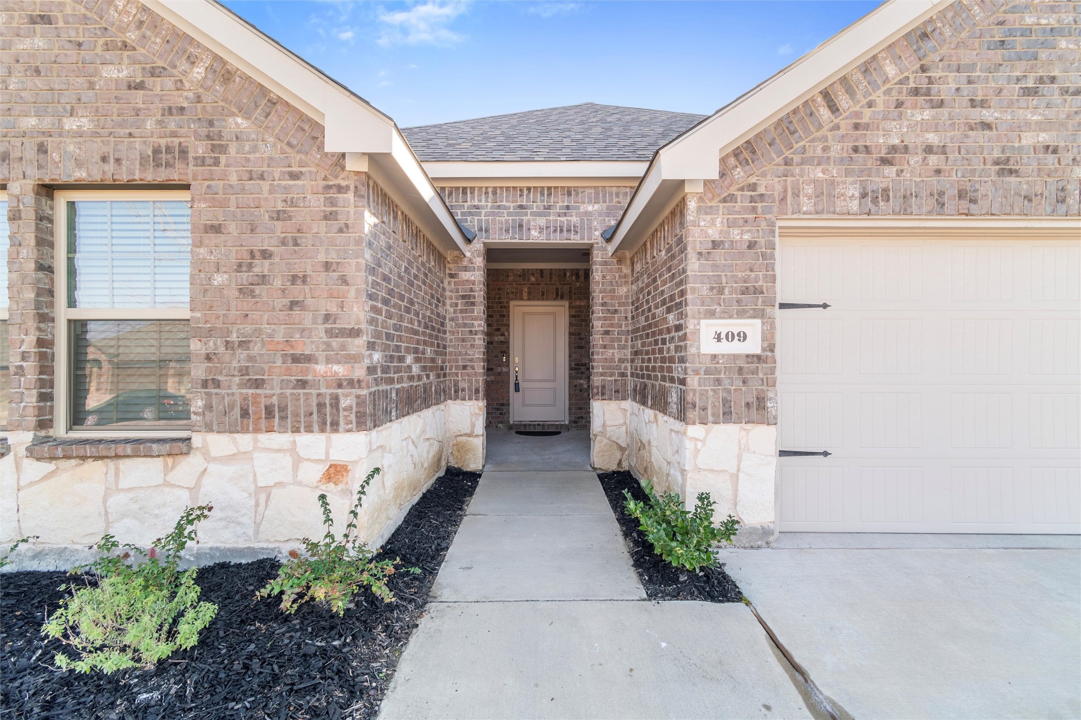 409 Willow View Way Princeton TX 75407