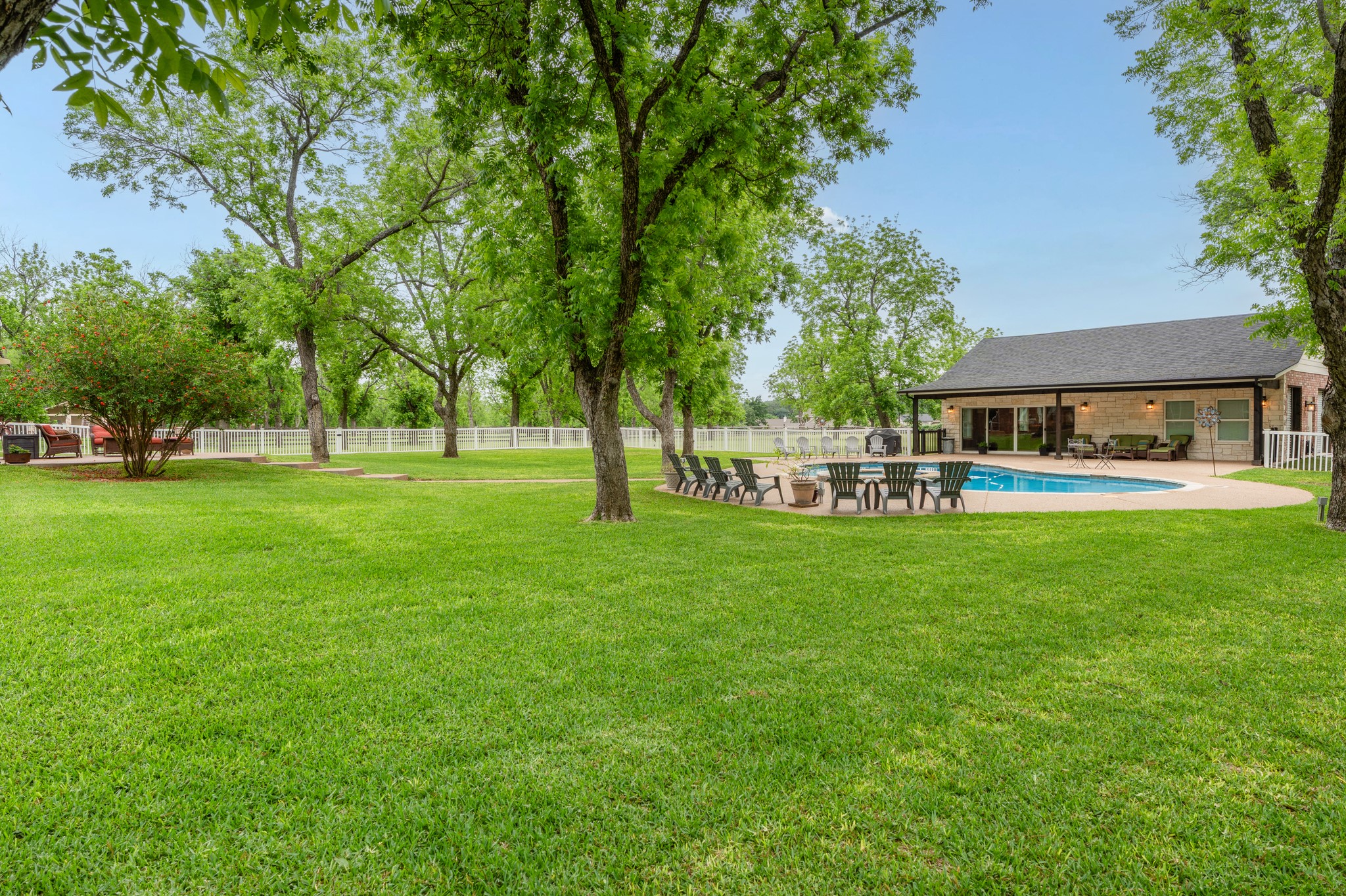 10008 Flight Plan Drive Granbury TX 76049