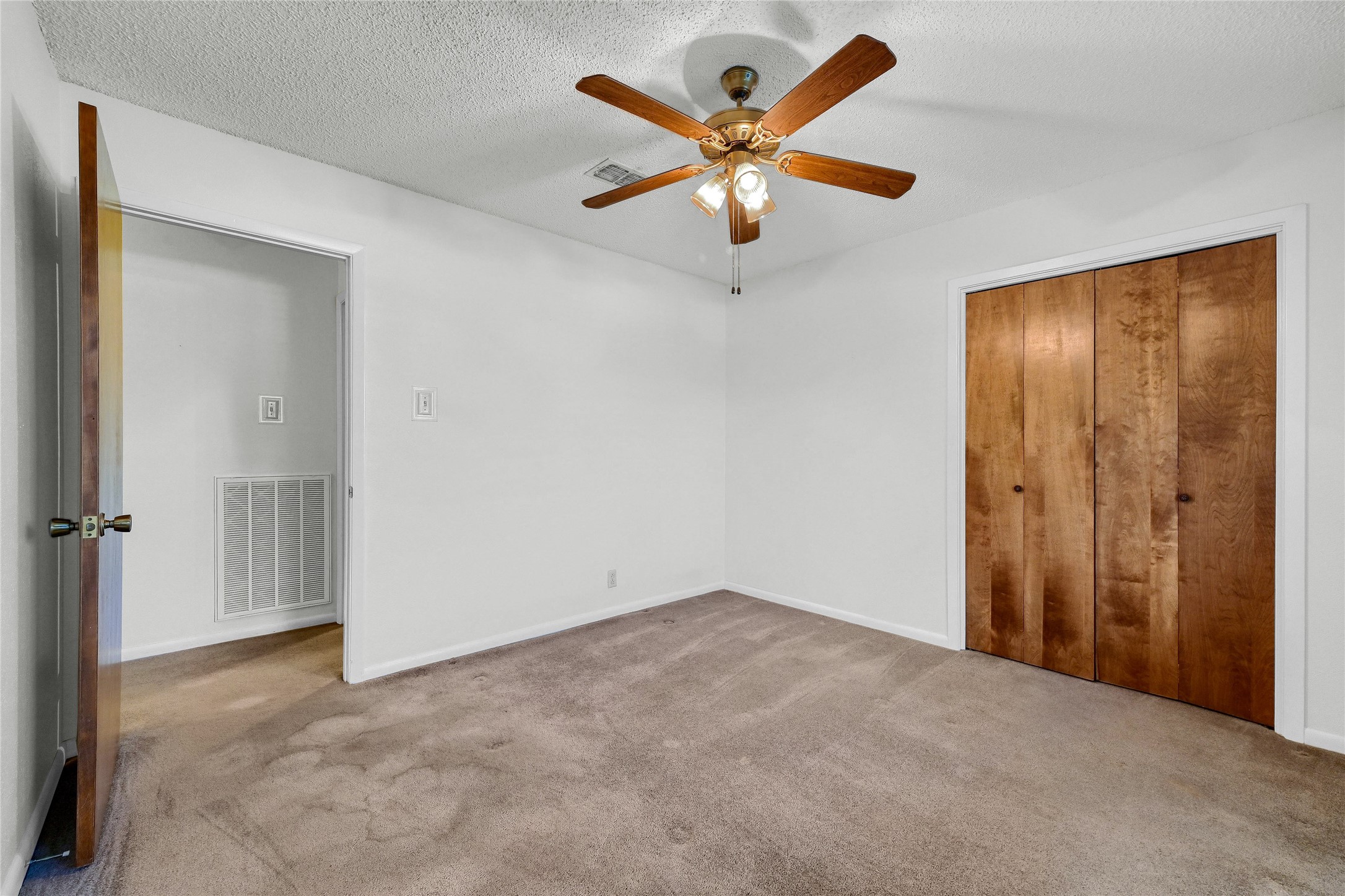 2712 Regal Drive Denison TX 75020