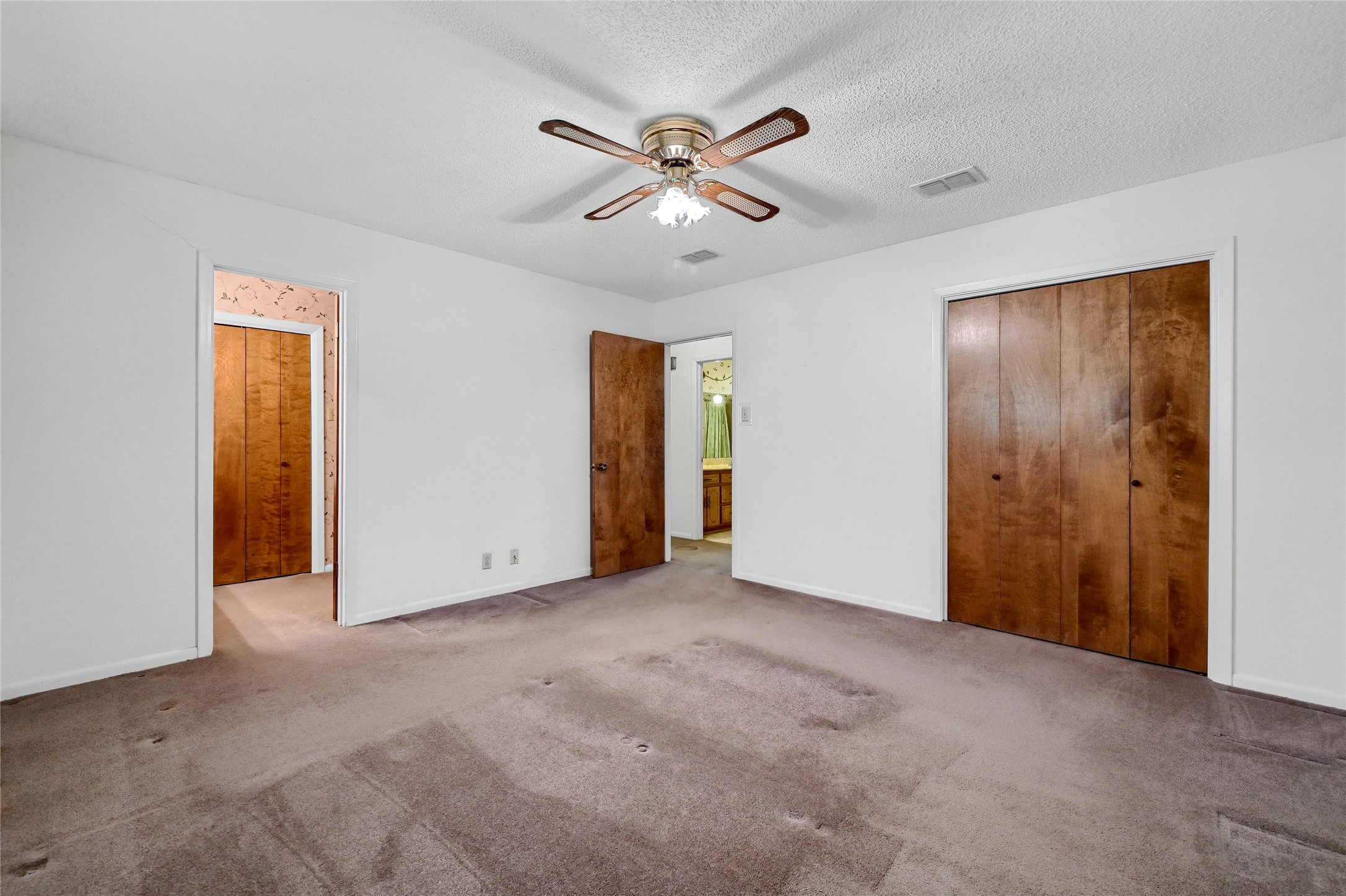 2712 Regal Drive Denison TX 75020