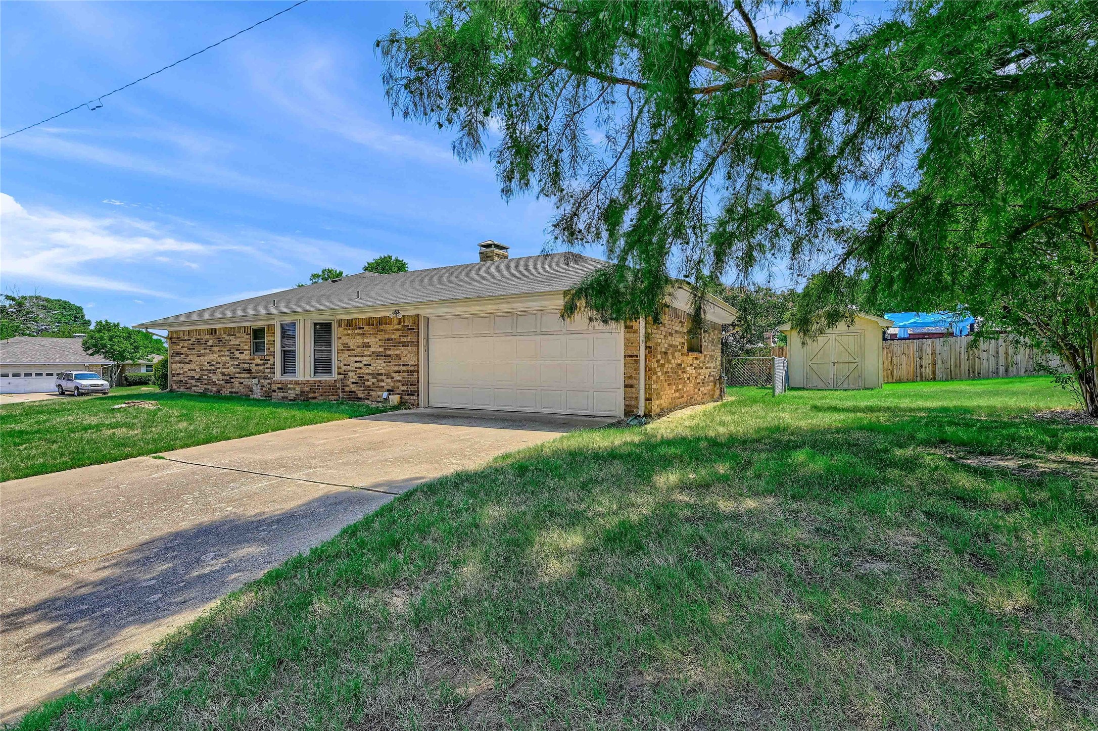 2712 Regal Drive Denison TX 75020