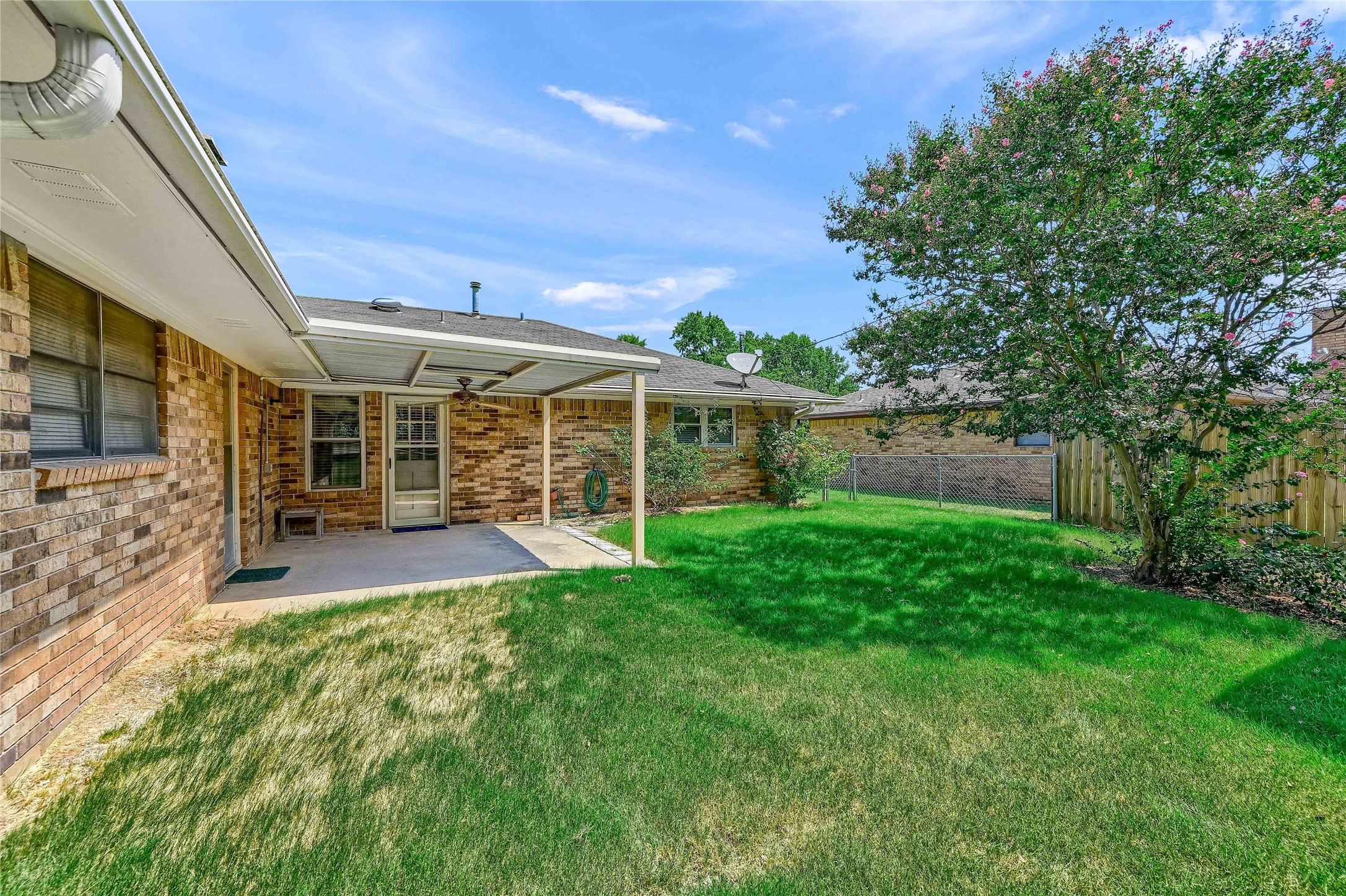 2712 Regal Drive Denison TX 75020