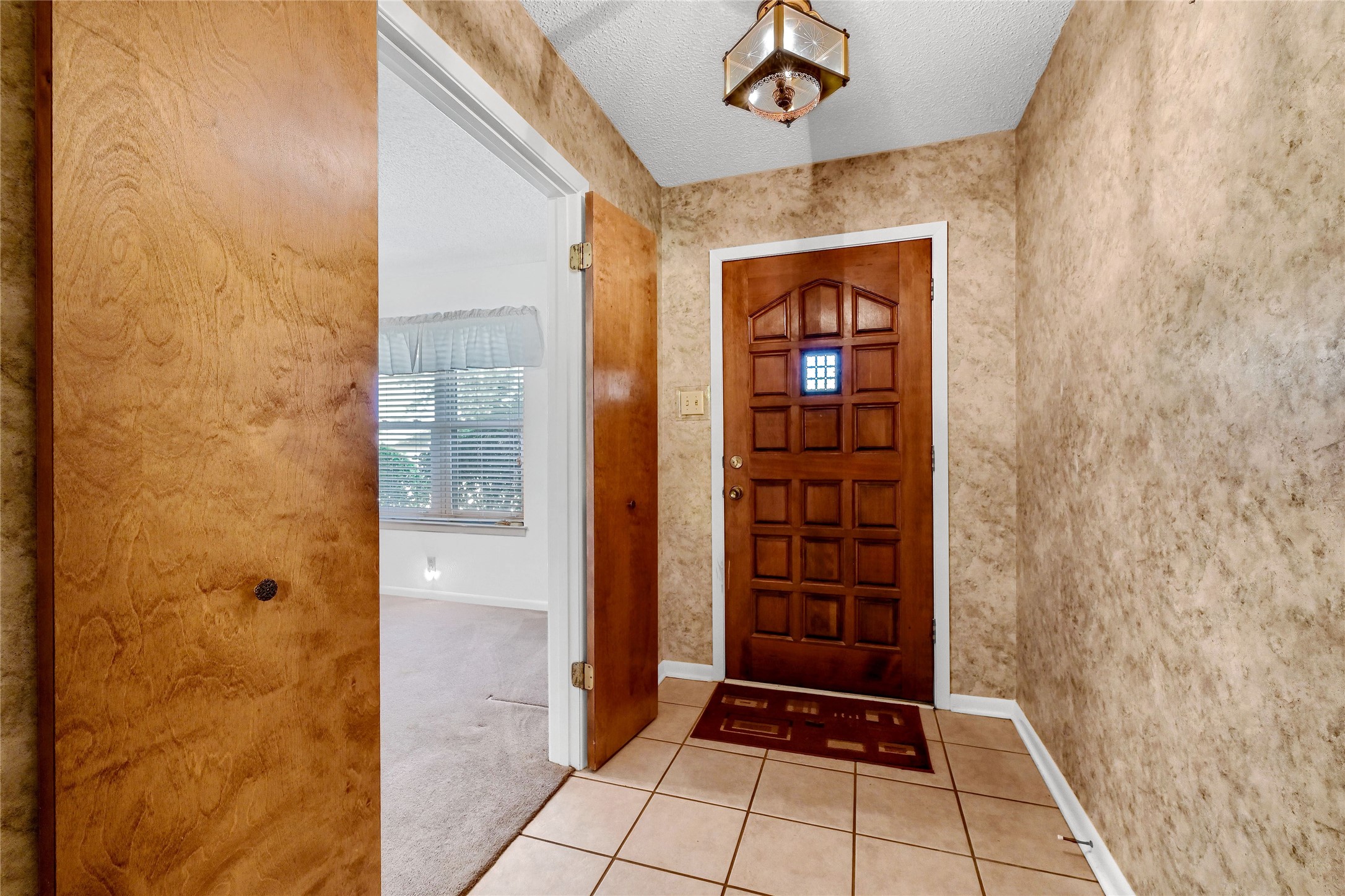2712 Regal Drive Denison TX 75020