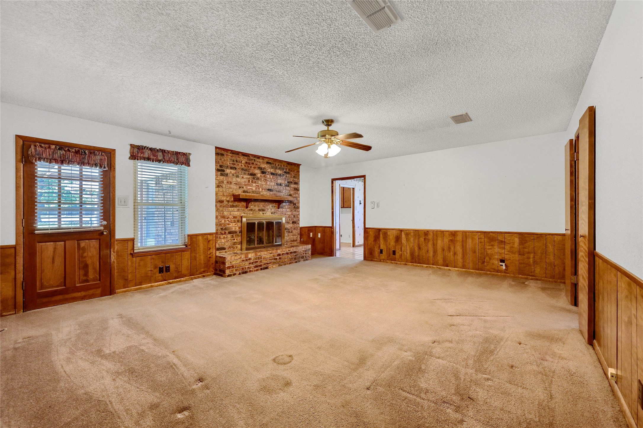 2712 Regal Drive Denison TX 75020
