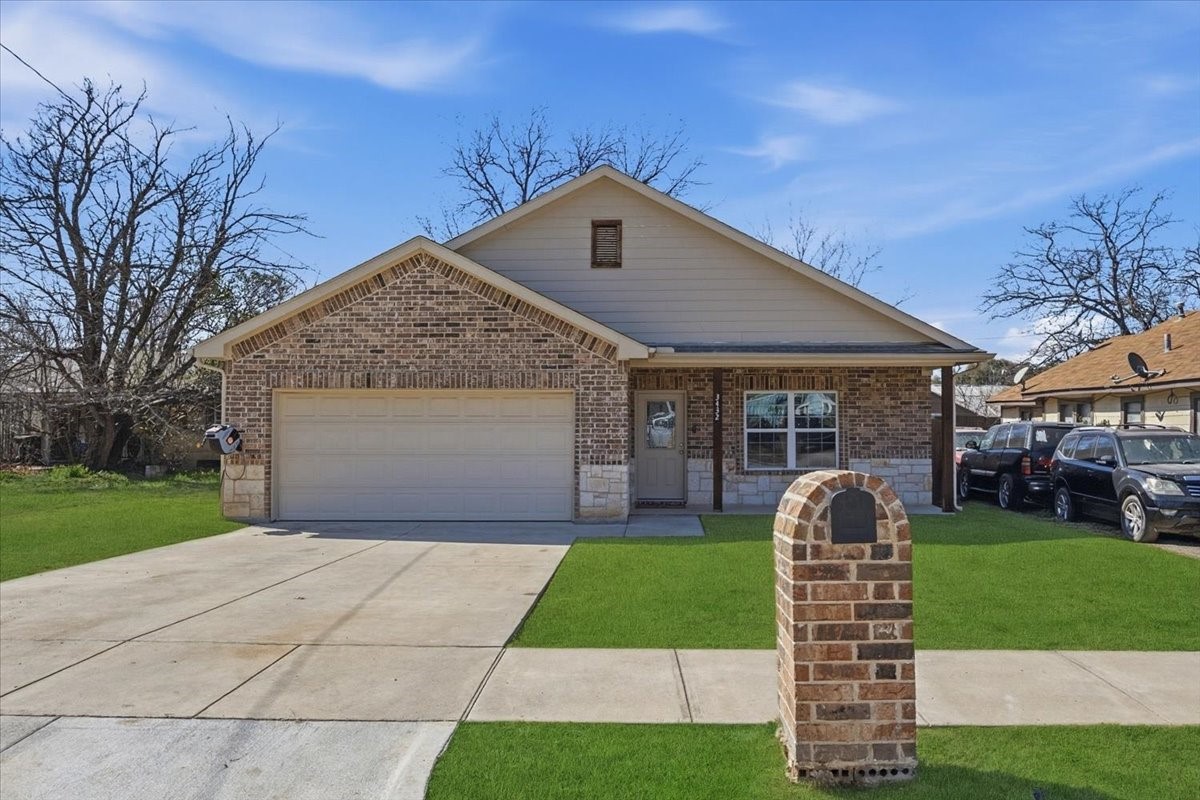3432 Frazier Avenue Fort Worth TX 76110