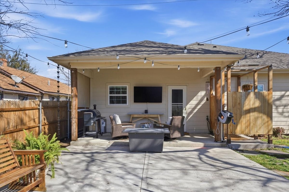 3432 Frazier Avenue Fort Worth TX 76110