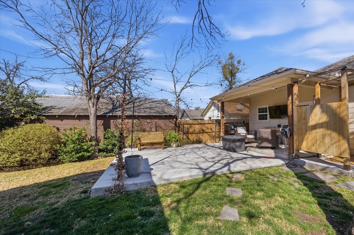 3432 Frazier Avenue Fort Worth TX 76110