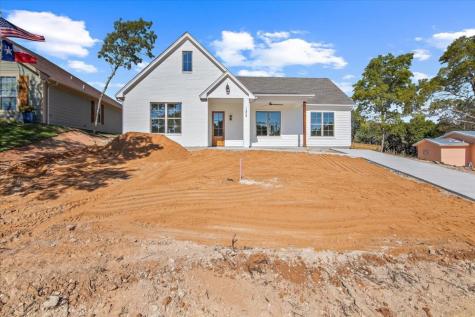 1206 Comanche Cove Drive Granbury TX 76048