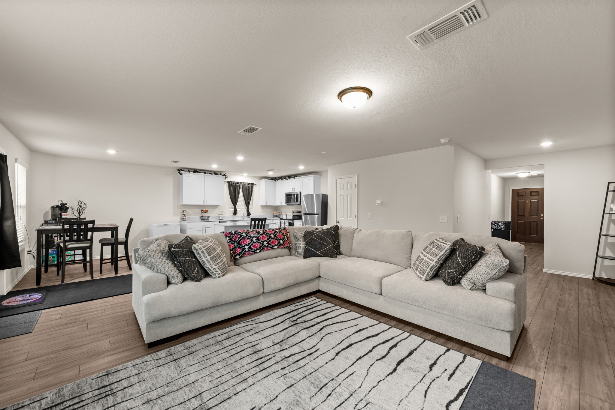 1831 Ballinger Drive Forney TX 75126