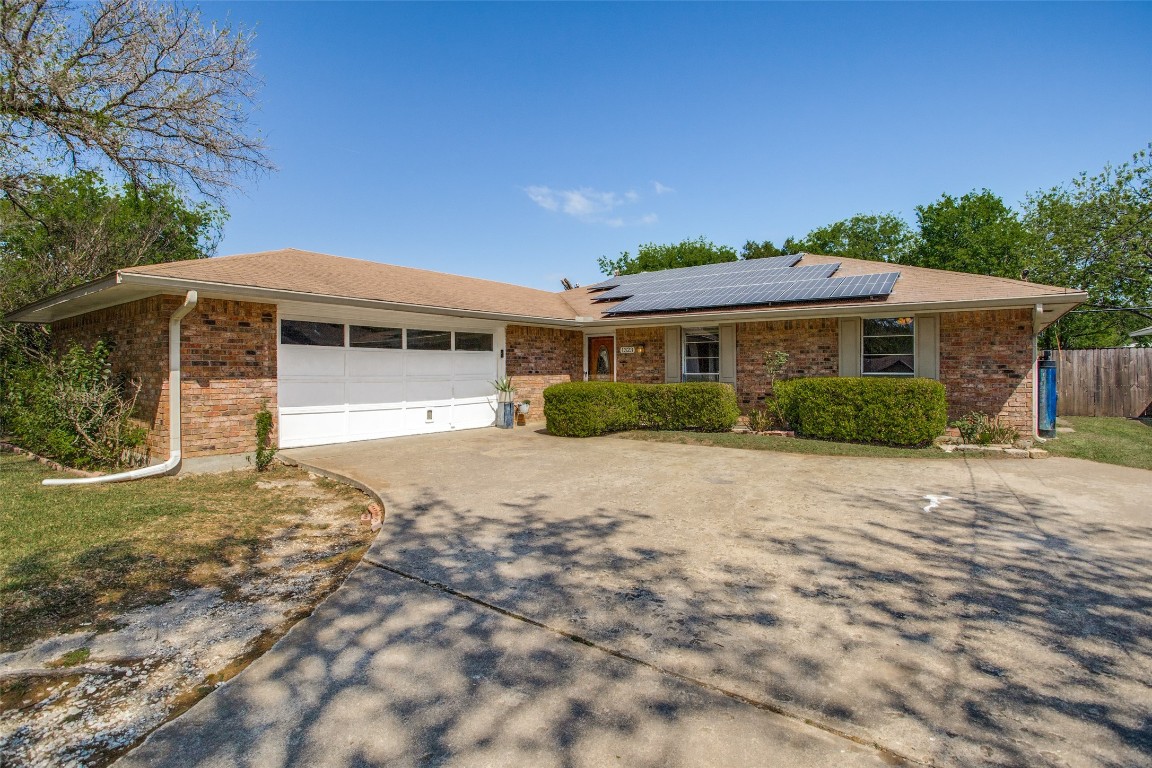 1323 Elsmere Drive Duncanville TX 75116