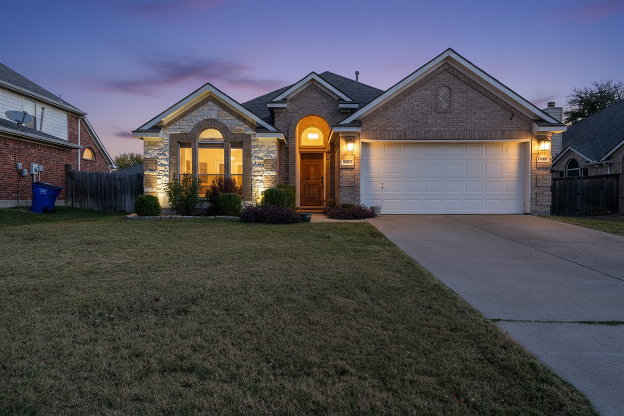 704 Dickerson Lane Mansfield TX 76063
