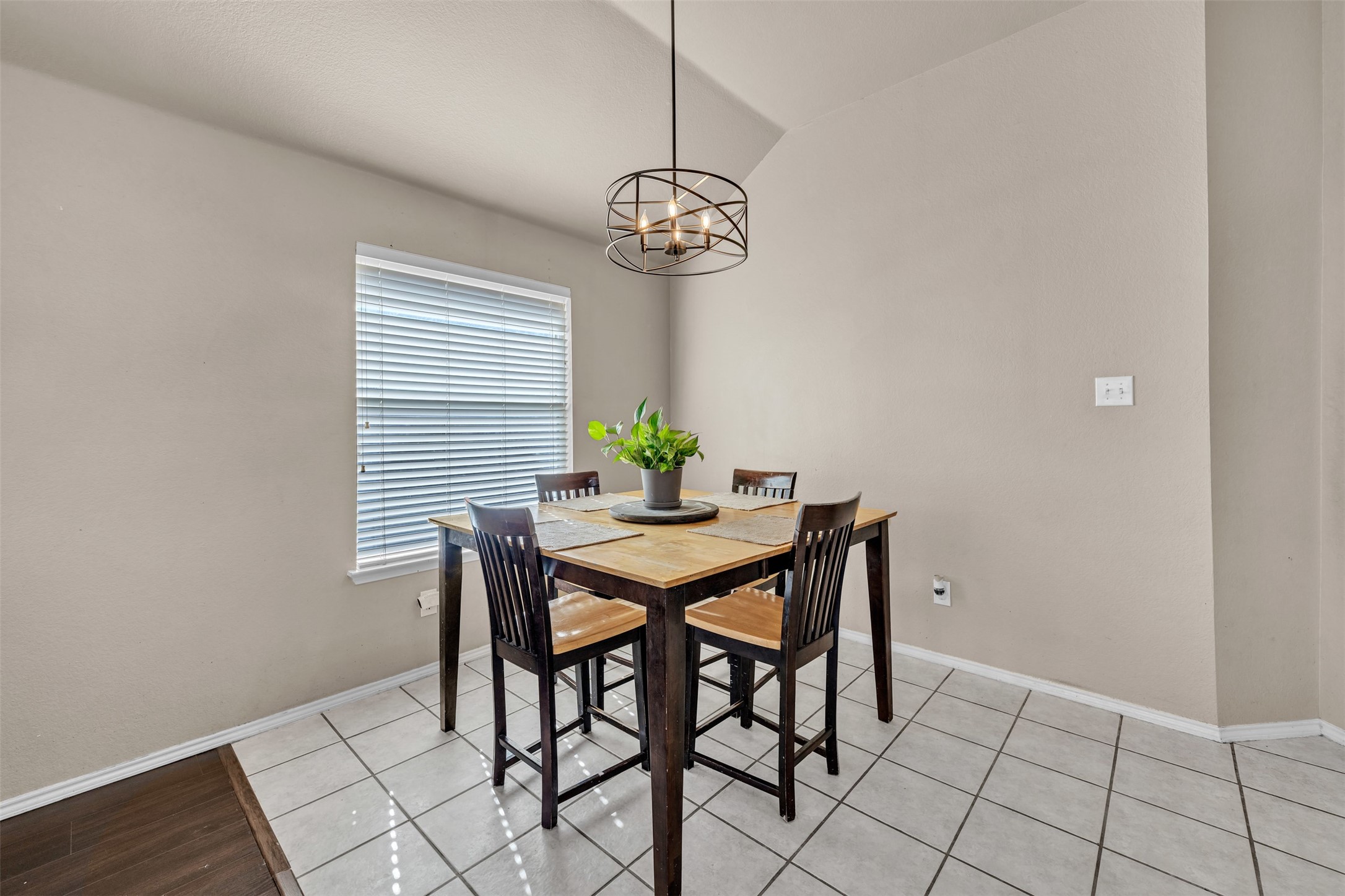 704 Dickerson Lane Mansfield TX 76063