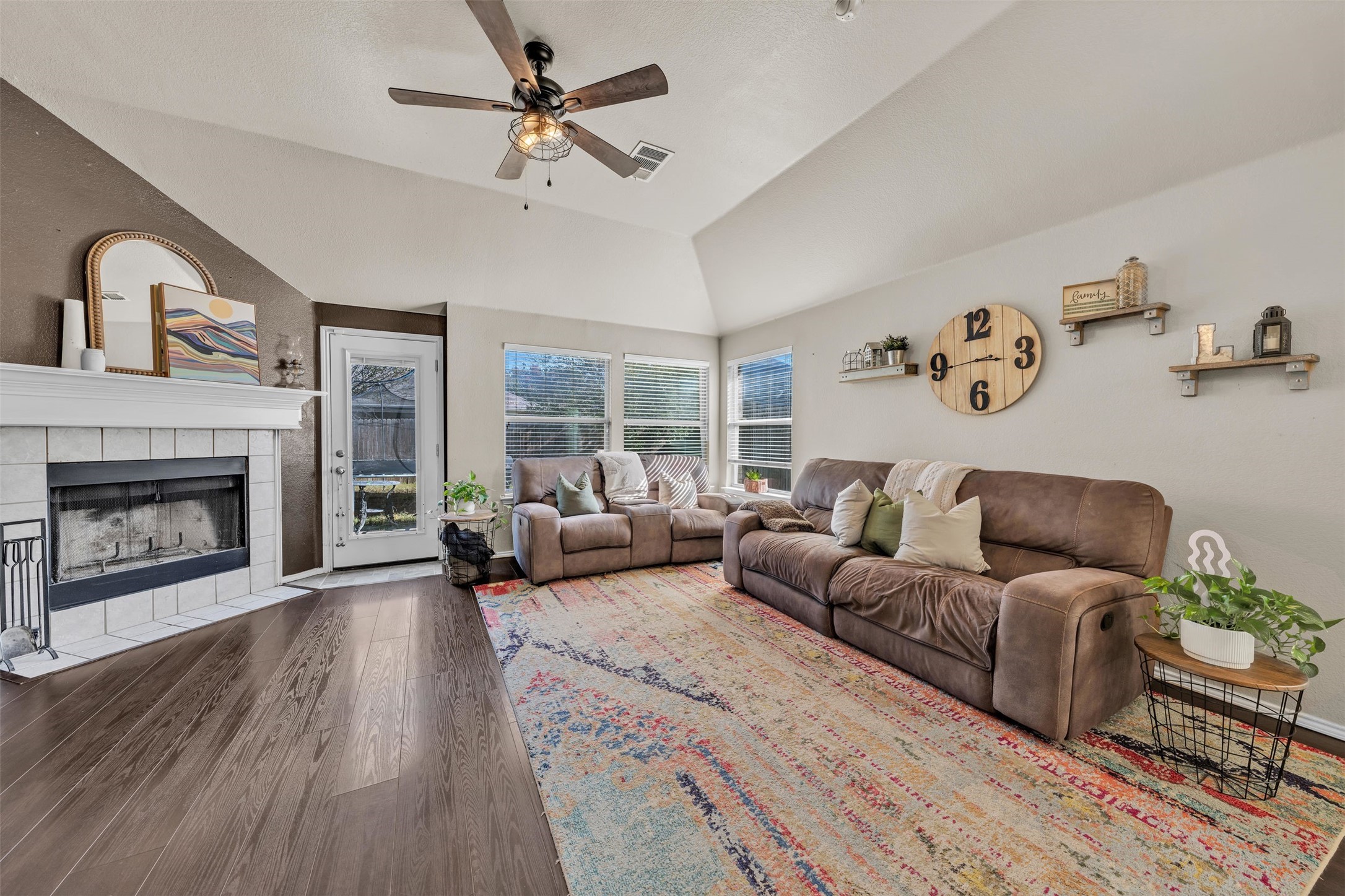 704 Dickerson Lane Mansfield TX 76063