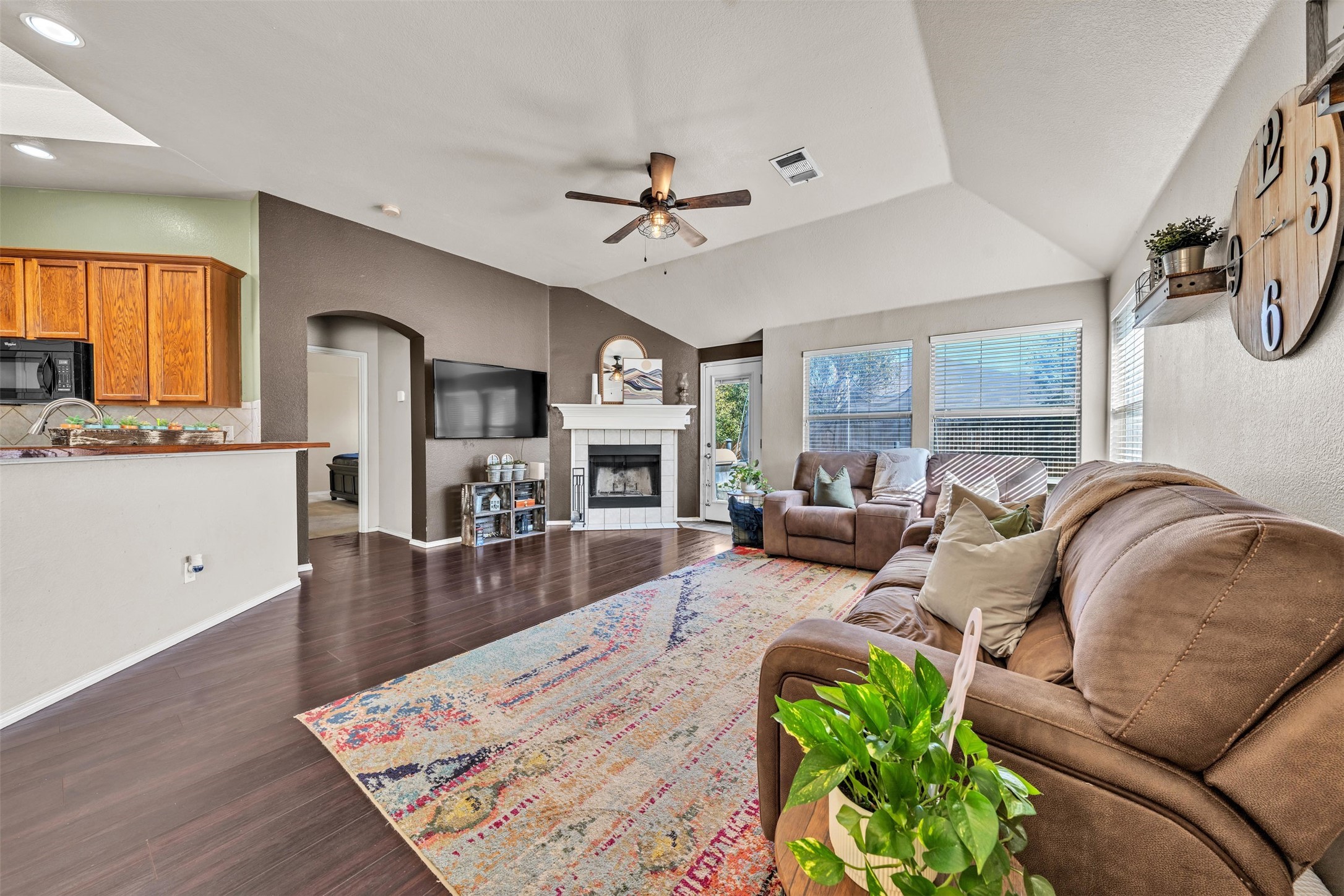 704 Dickerson Lane Mansfield TX 76063
