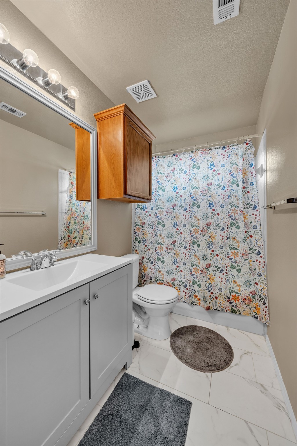 704 Dickerson Lane Mansfield TX 76063