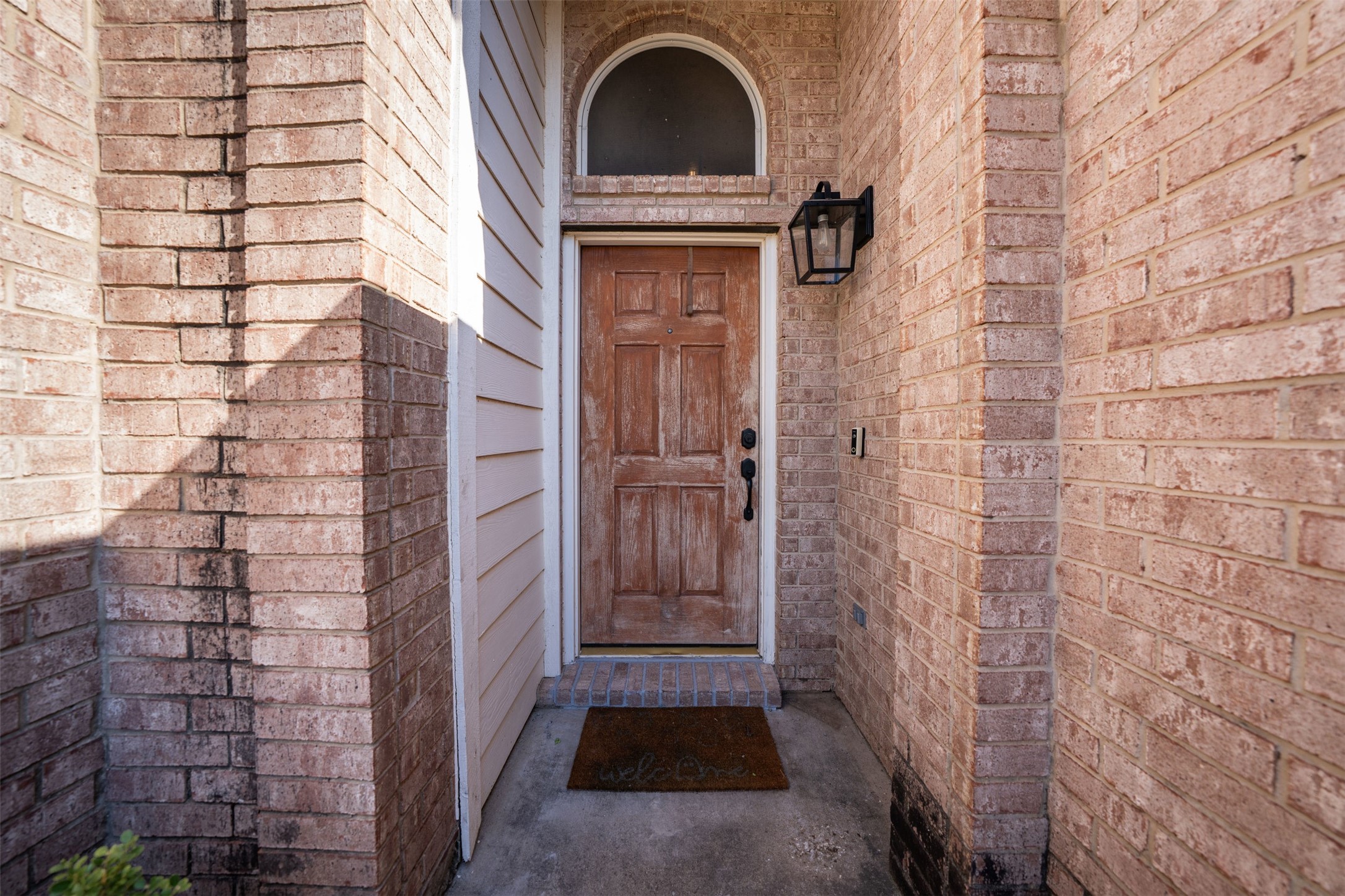 704 Dickerson Lane Mansfield TX 76063