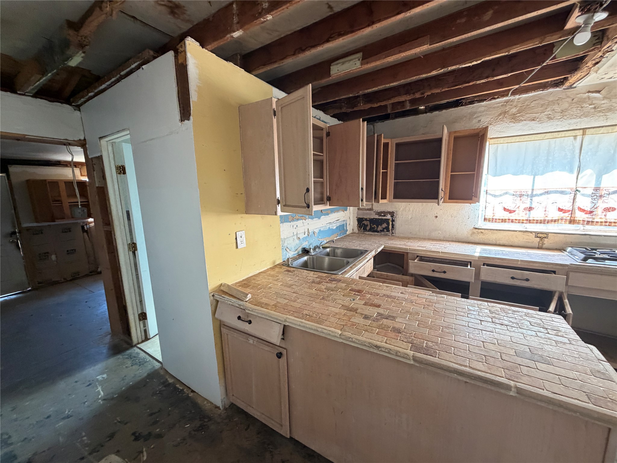 5633 Manila Drive El Paso TX 79924