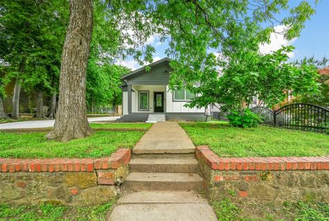 2754 W 12th Street Dallas TX 75211