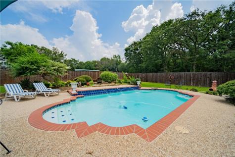 16115 Cherokee Trail Kemp TX 75143