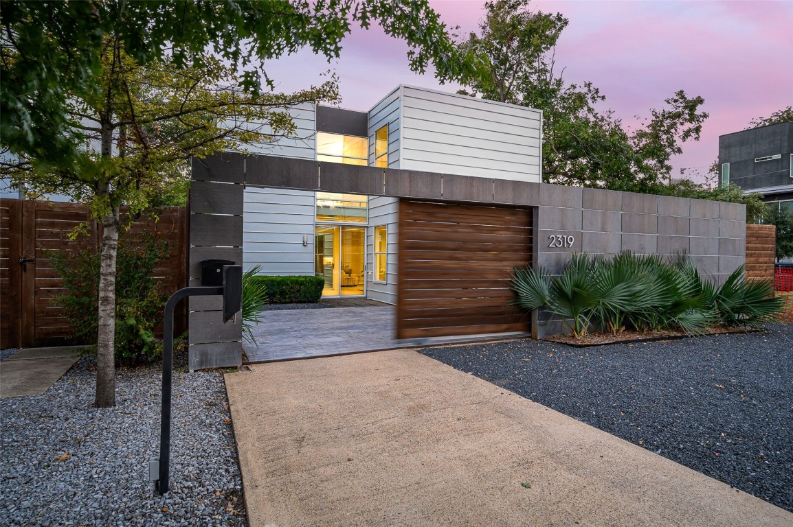 2319 N Carroll Avenue Dallas TX 75204