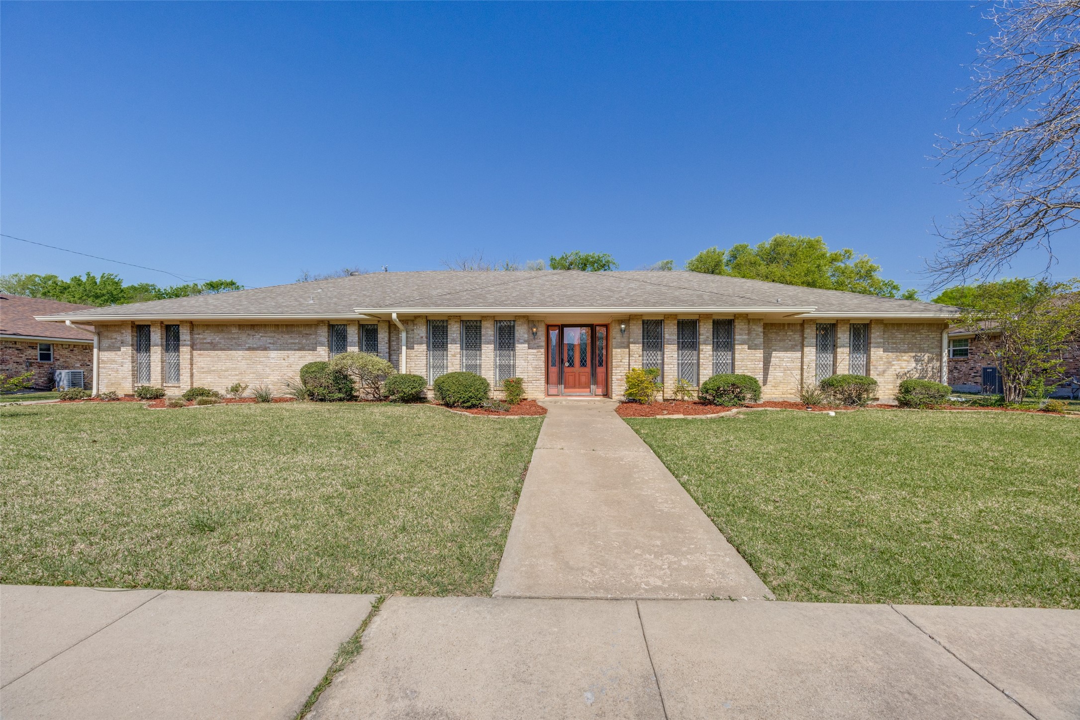 1507 Crescent Drive Sherman TX 75092