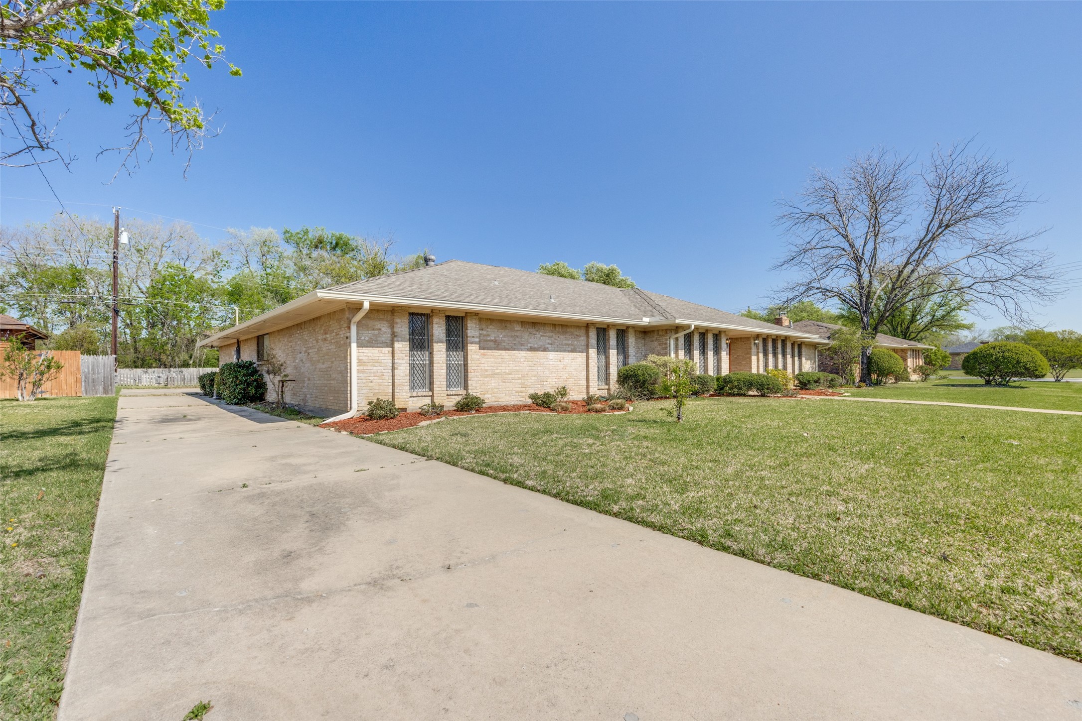 1507 Crescent Drive Sherman TX 75092