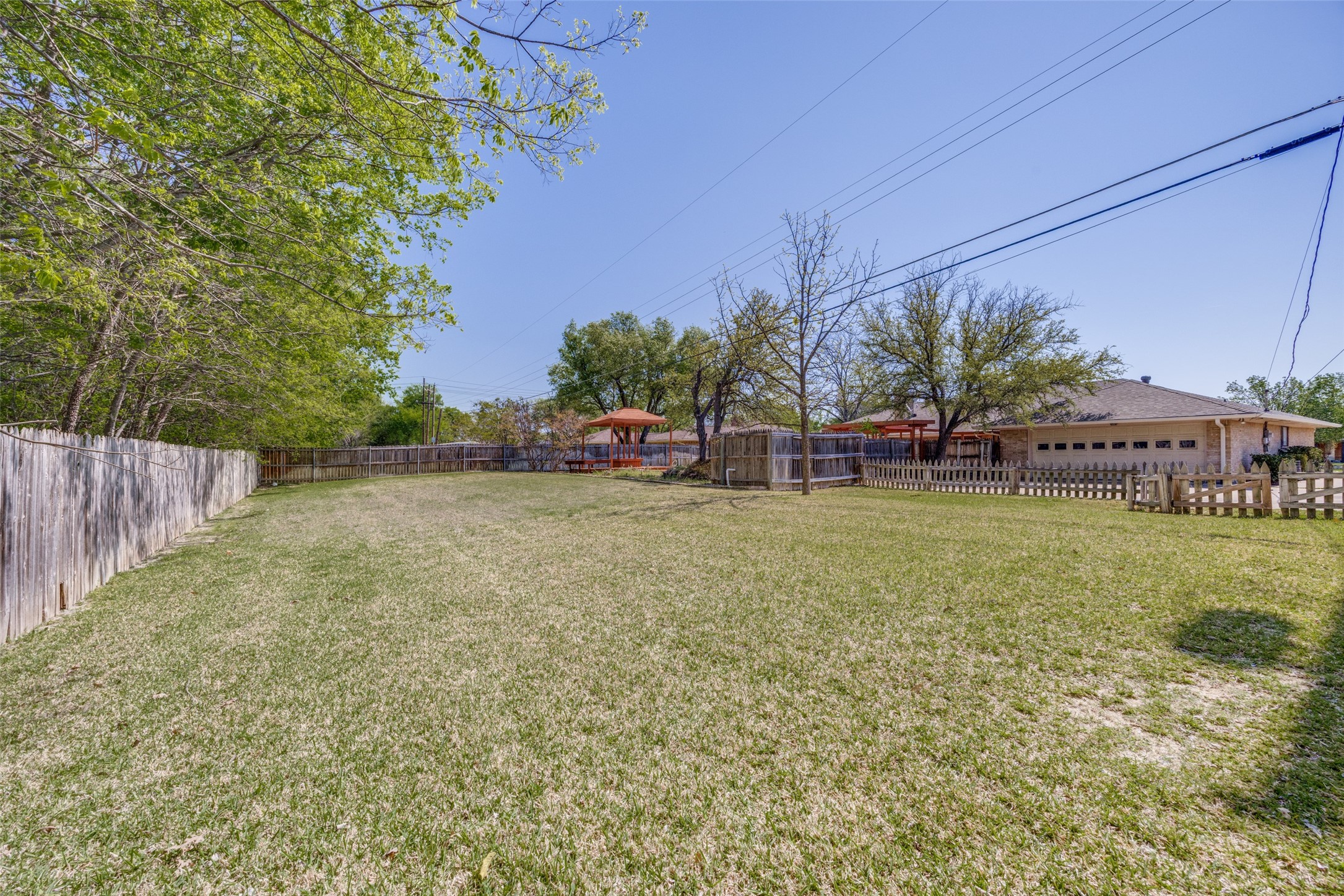 1507 Crescent Drive Sherman TX 75092