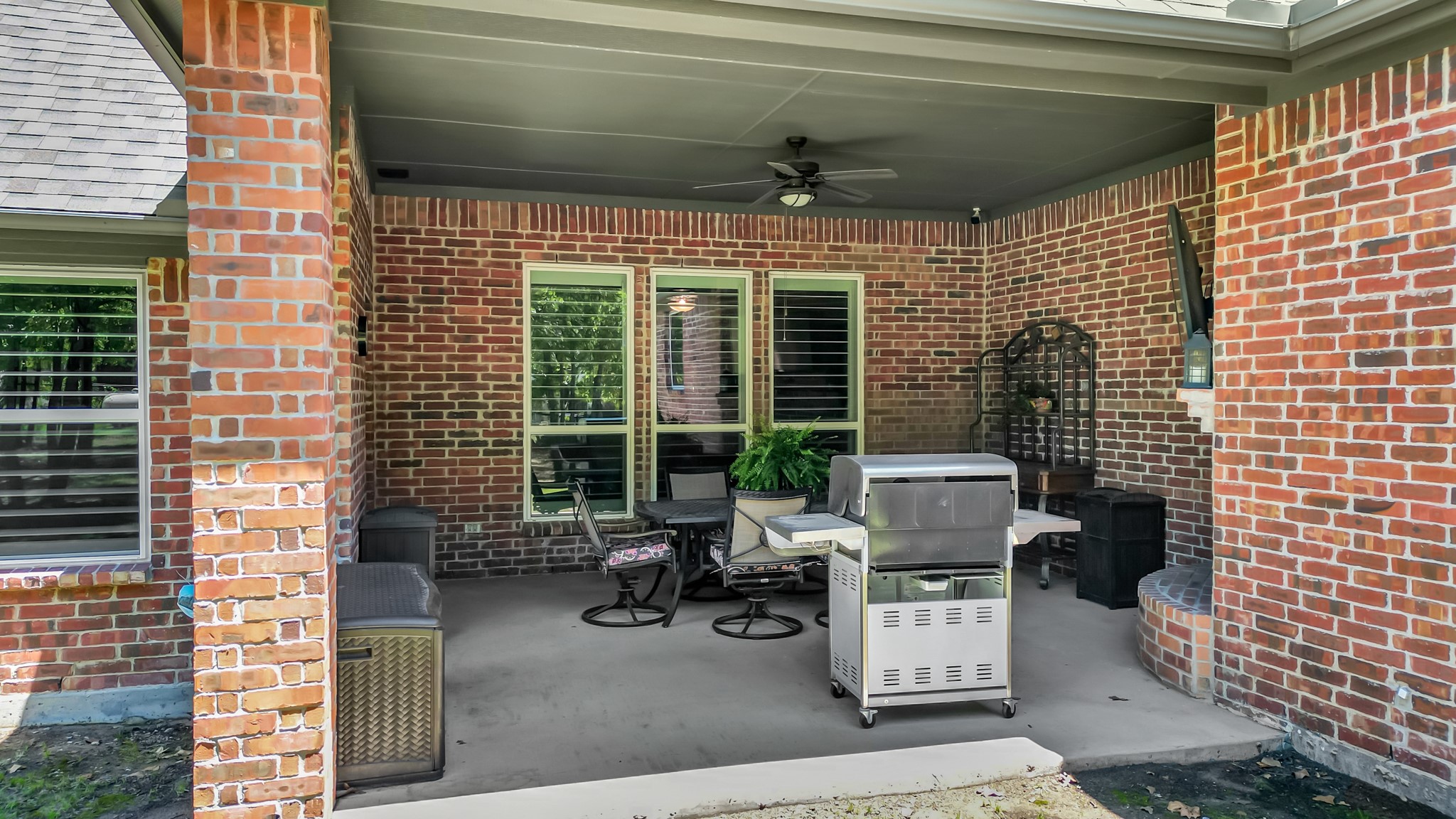 330 Timbers Circle Poolville TX 76487