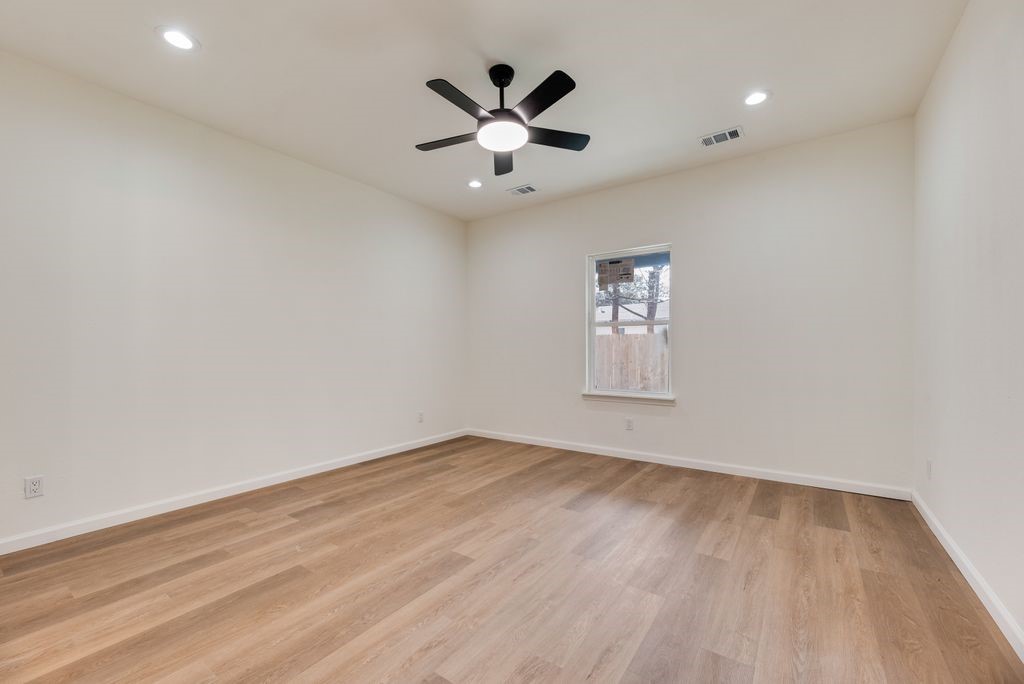 205 East Place White Settlement TX 76108