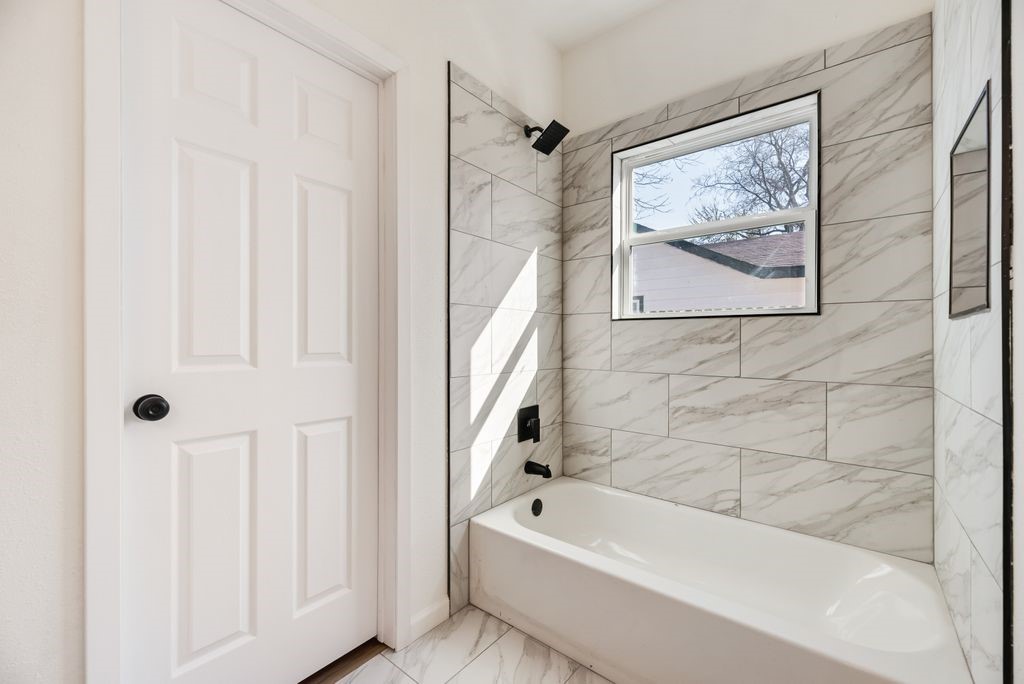 205 East Place White Settlement TX 76108