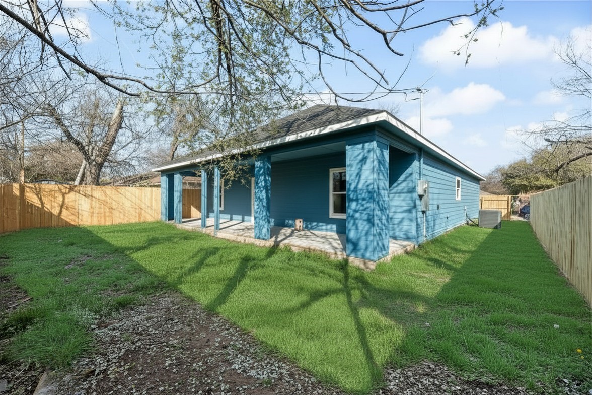 205 East Place White Settlement TX 76108