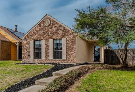 255 Teakwood Lane Lewisville TX 75067